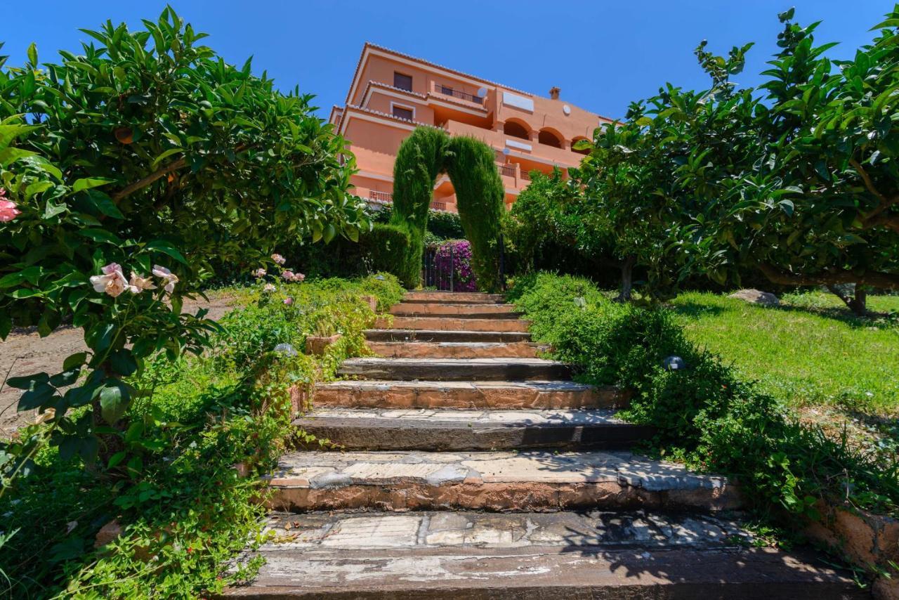 Apartamentos Sierra Tejeda Alcaucin Exterior photo